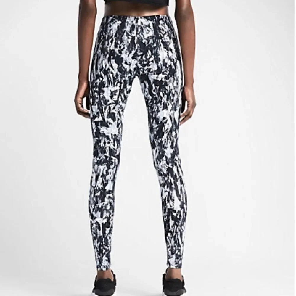 Nike, Leg-A-See Mishmash Leggings “Just Do It” Waist Cotton Blend Women’s Small